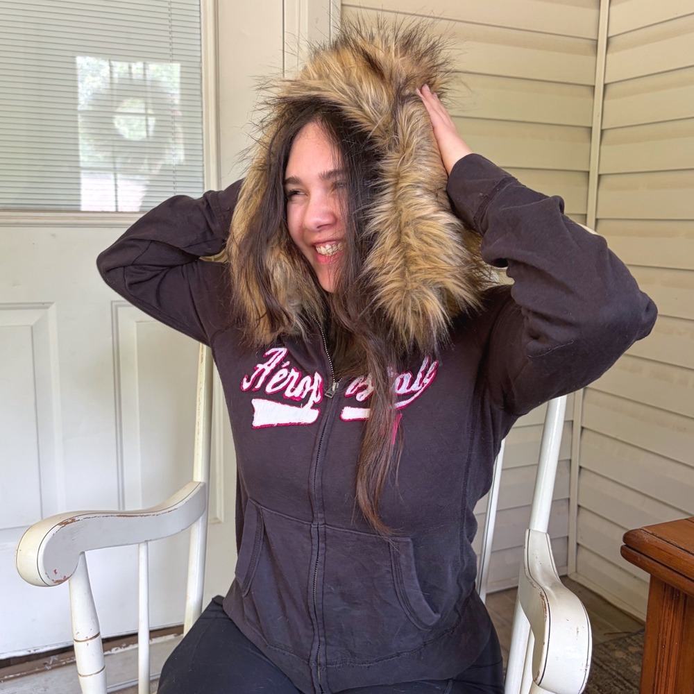 RARE Y2K Aeropostale Full Zip Faux Fur Trim Hooded Sweatshirt Logo Size M